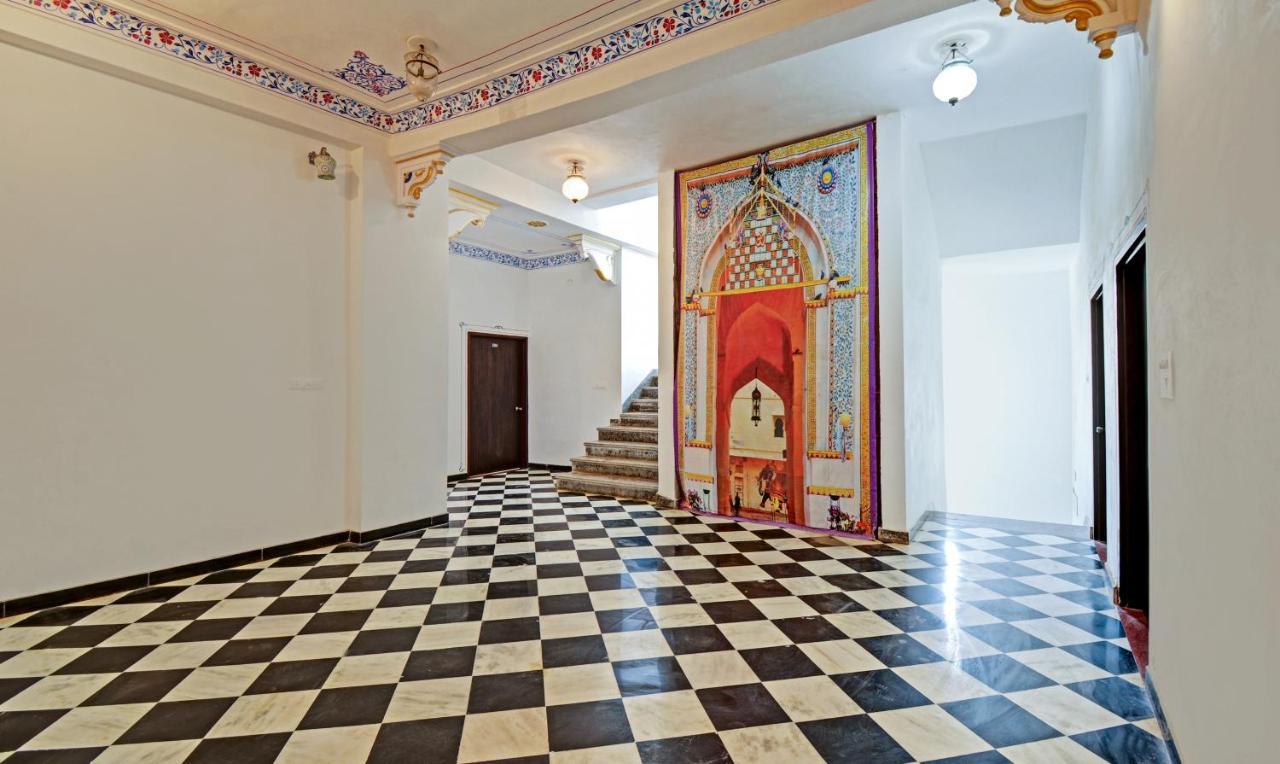 Treebo Khakhri Haveli Hotel