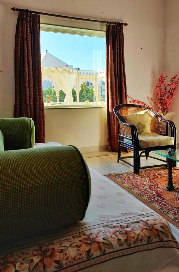 Himmat's Abode- Rajput Family Run, Humble Farm Experience In The Heart Of Udaipur. Villa