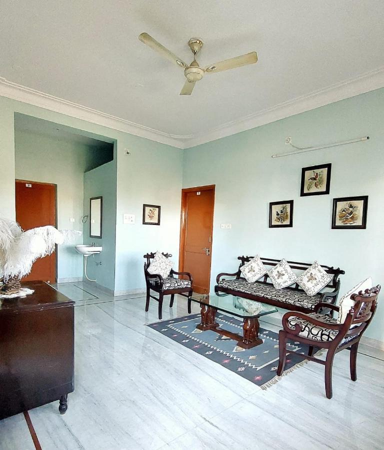 Villa Himmat's Abode- Rajput Family Run, Humble Farm Experience In The Heart Of Udaipur. Udaipur