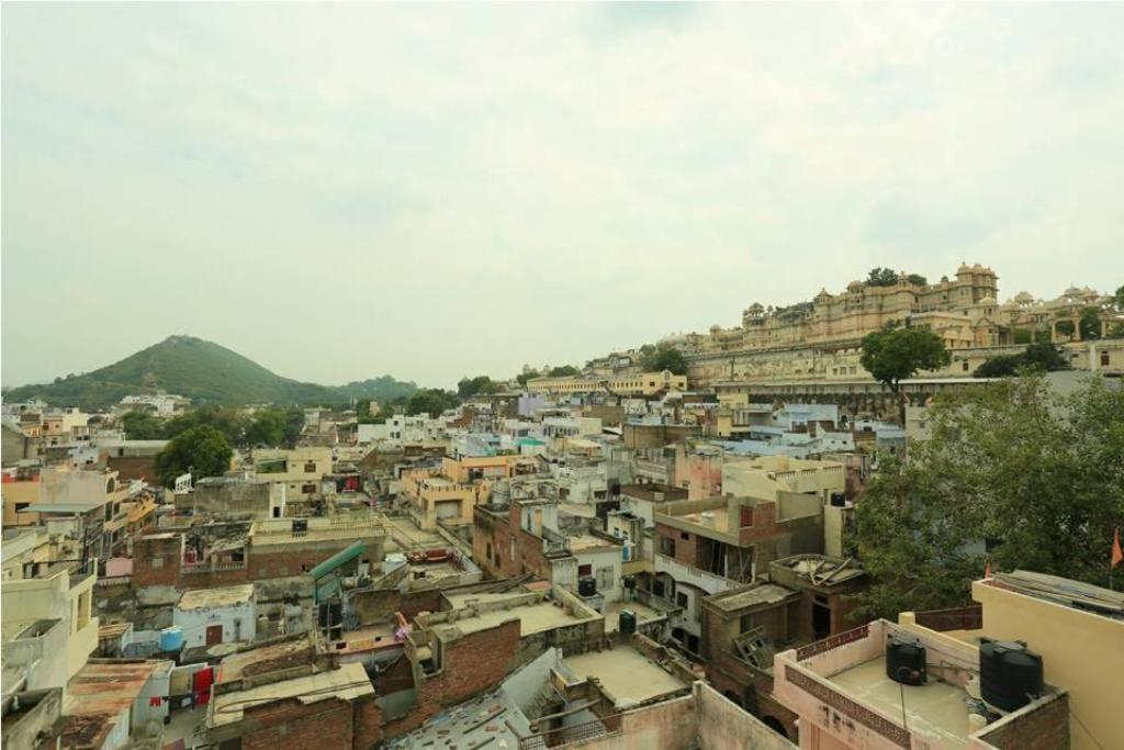 Hotel Janak Niwas Udaipur