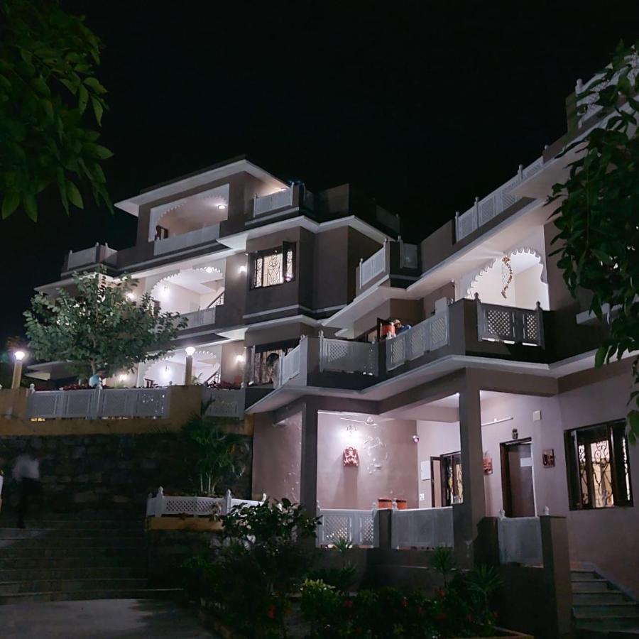Mewar Mansion 3*