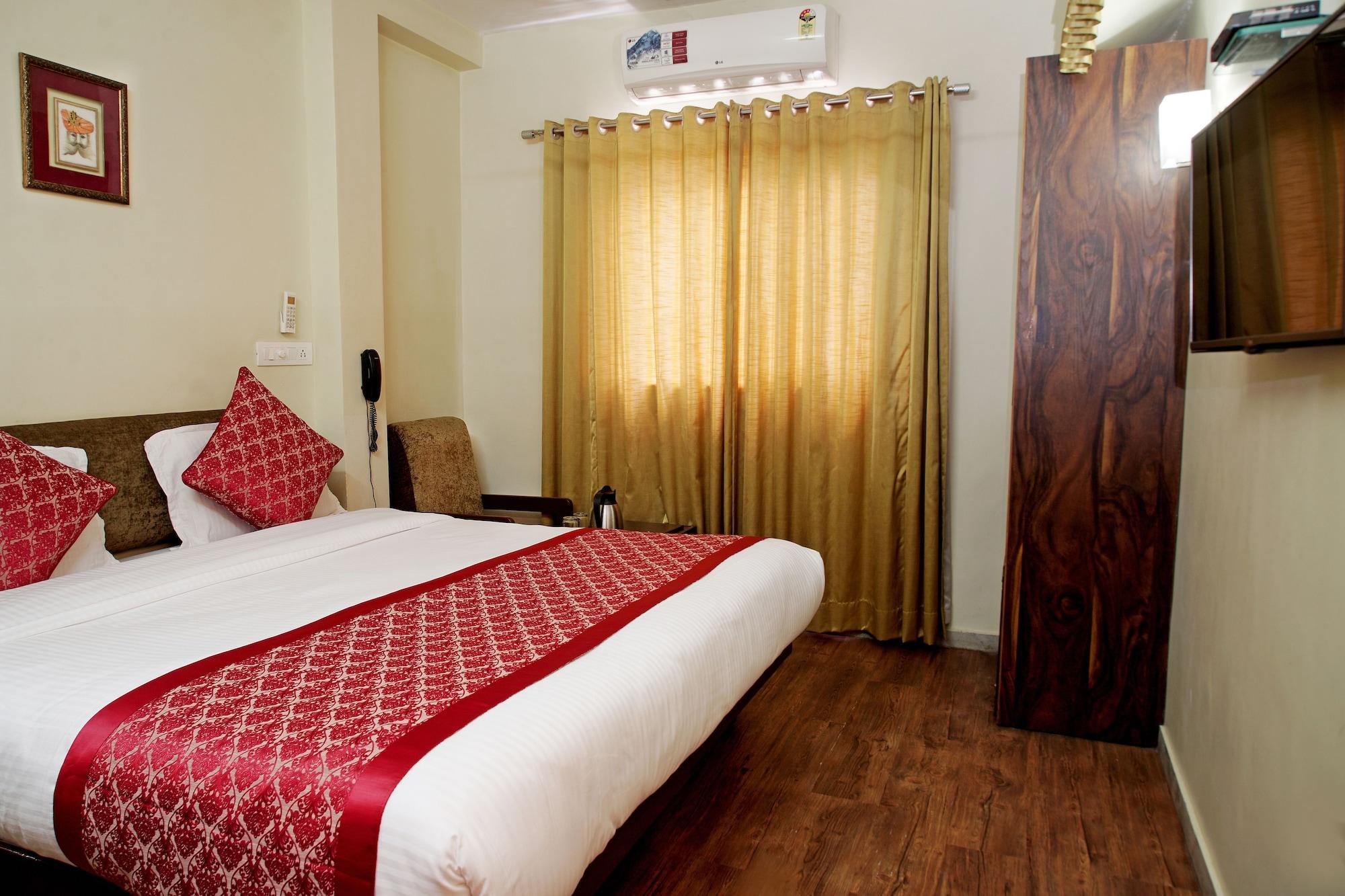 Hotel Padmini Palace