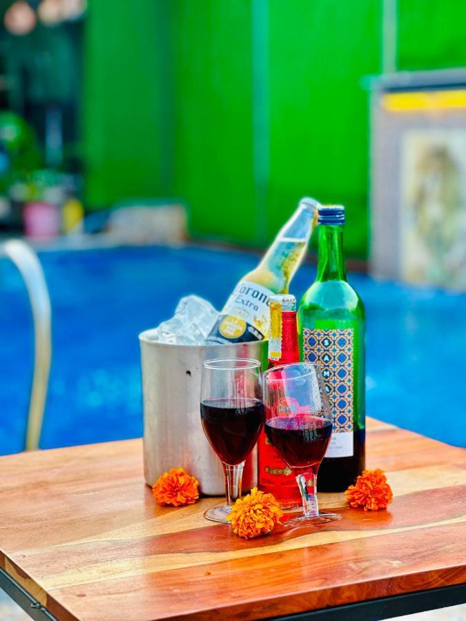 Hotel Grand Udaipur- Rooftop Cafe! Swimming Pool! Karaoke Music! 4*