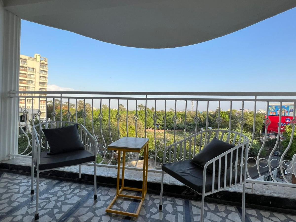 Hotel Phoenix - Unmatched Comfort