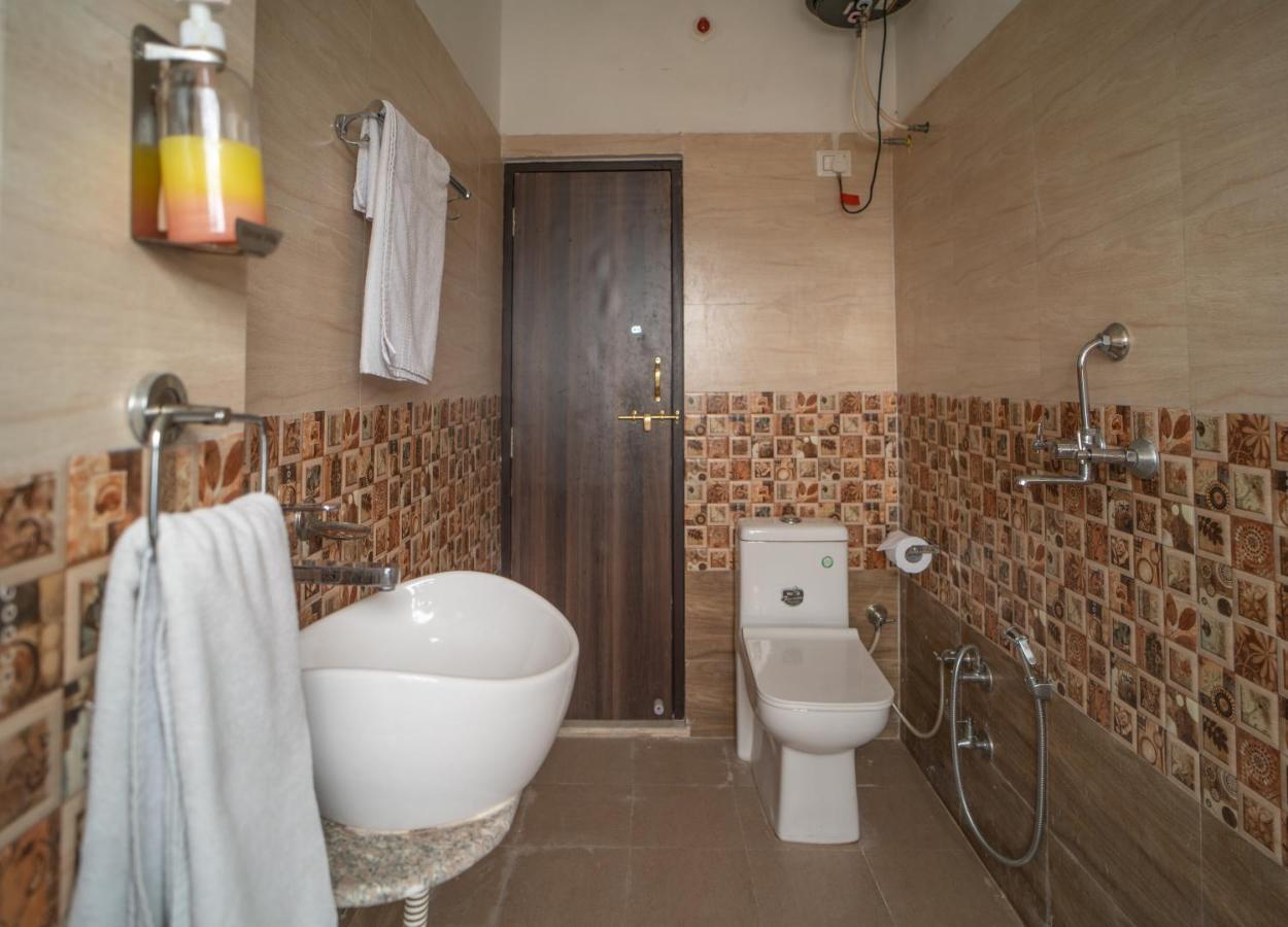 Hotel Girnar 3*