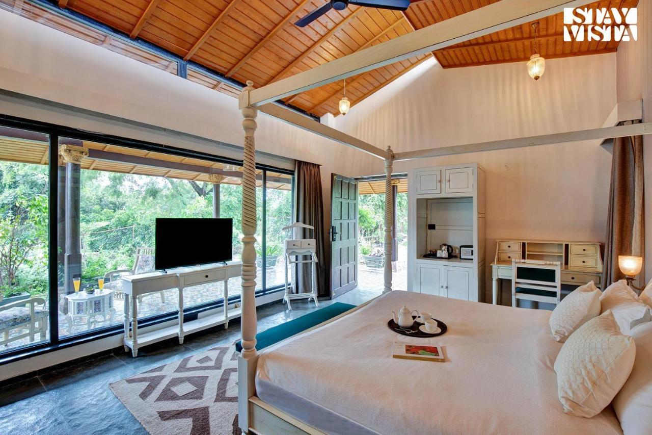 Villa Stayvista's The Earthen Boutique - Escape With Spacious Pool, Terrace, Lawn & Indoor-outdoor Games