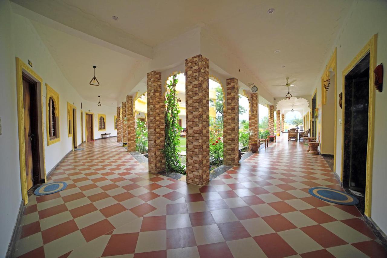 Resort Riviera Madaar Udaipur