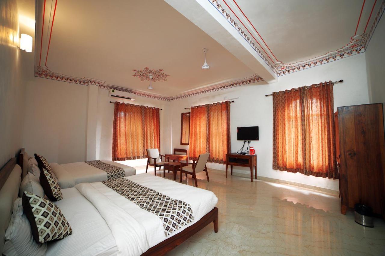 Riviera Madaar Resort *