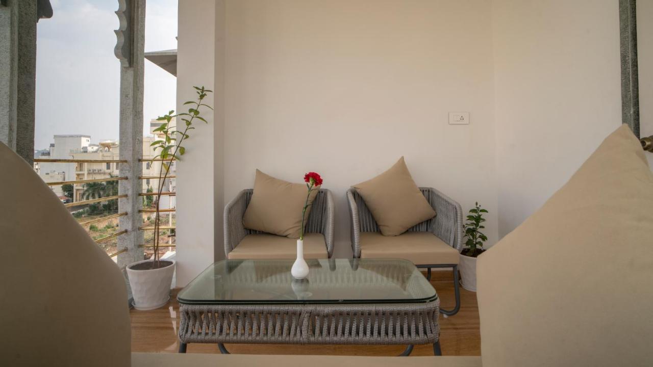 Khamma Ghani A Boutique