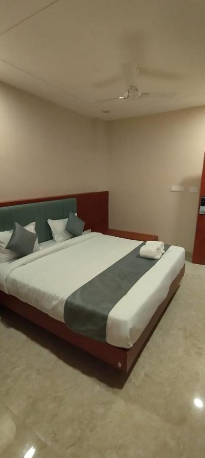 Hotel Vijay 3*