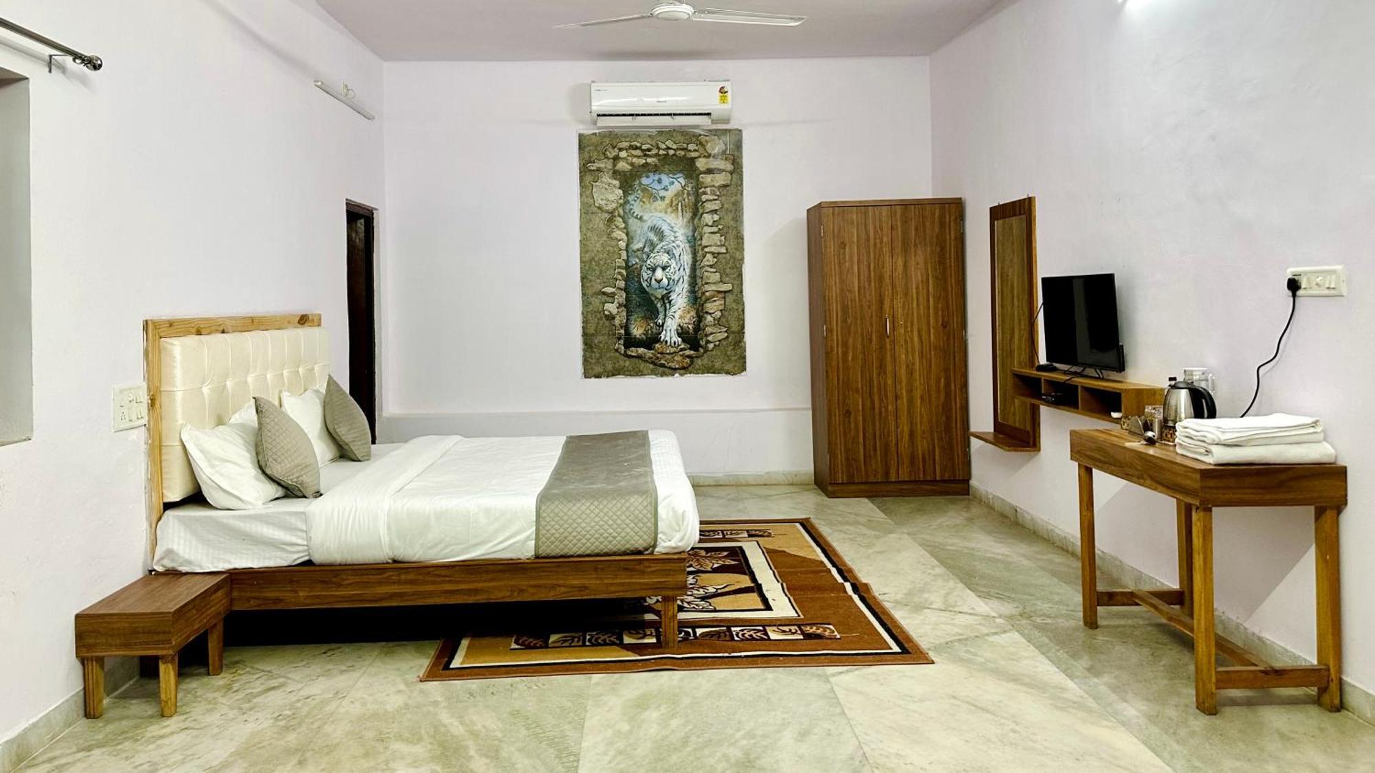 The Burj Luxurious * Udaipur