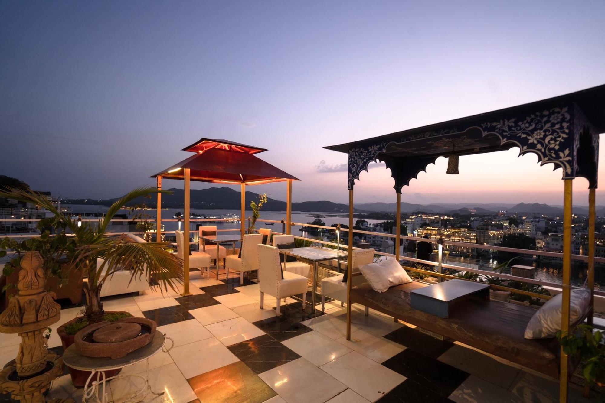 The View Hotel- On Pichola Hotel