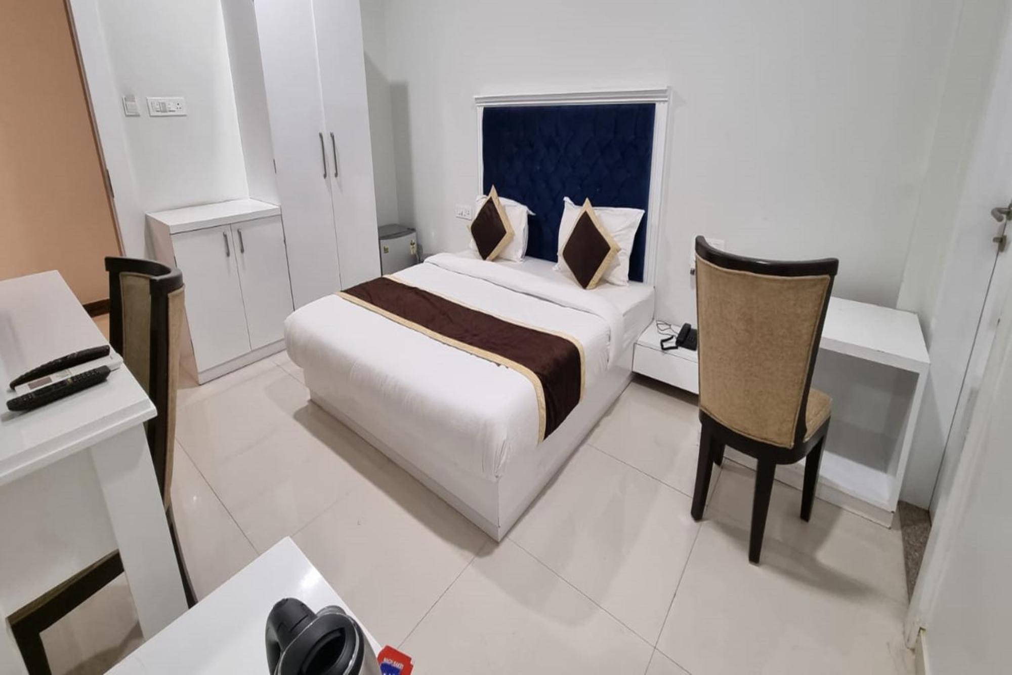 Babuji Jodhpur Palace Hotel 3*
