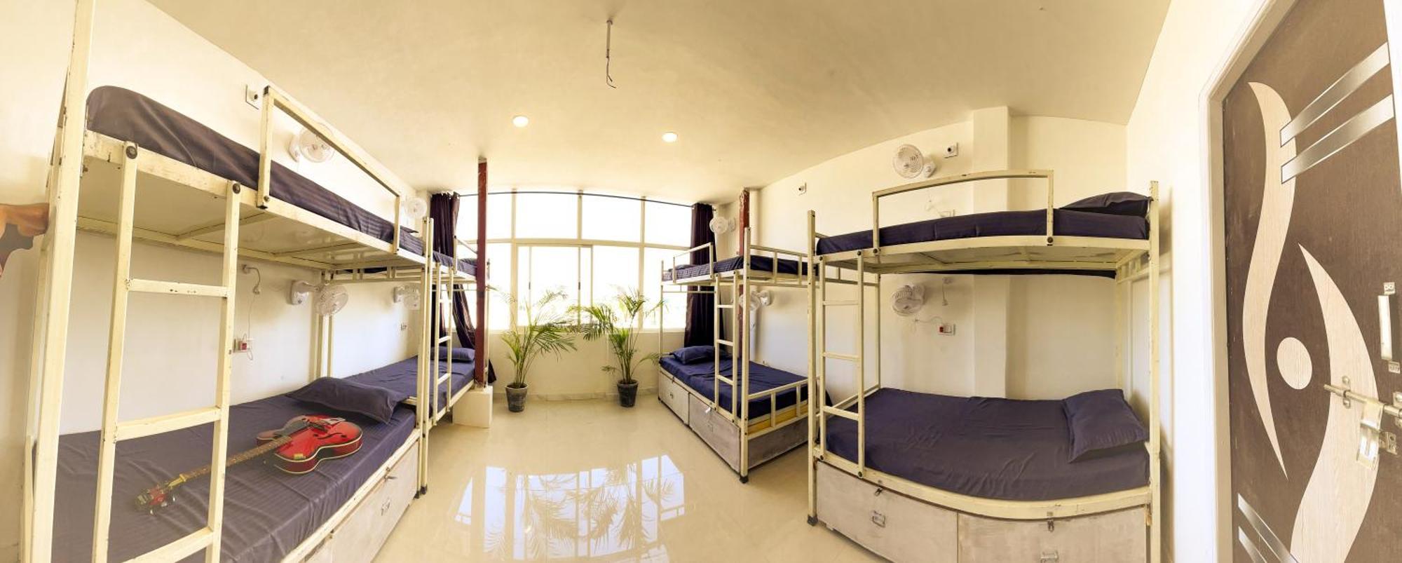 Hostel Hotstel *