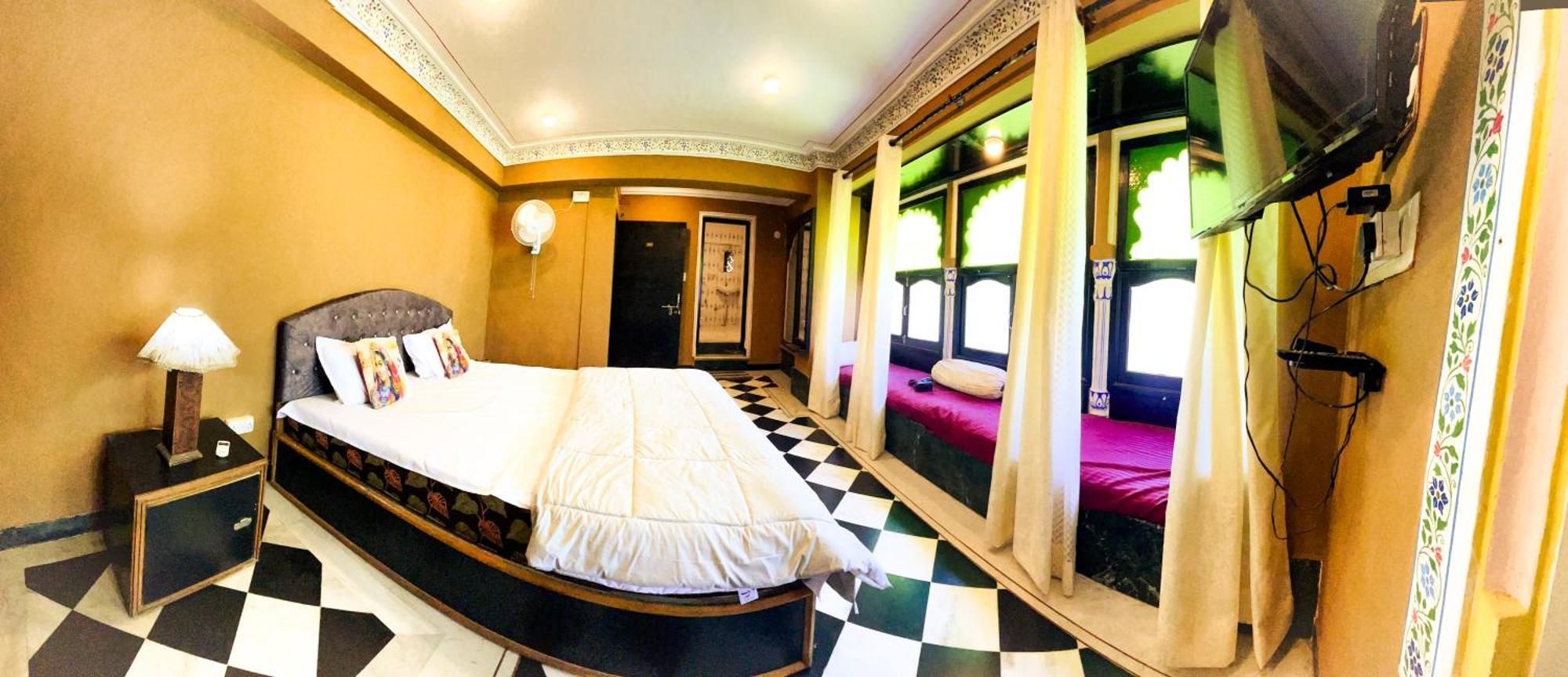 Hostel Hotstel *