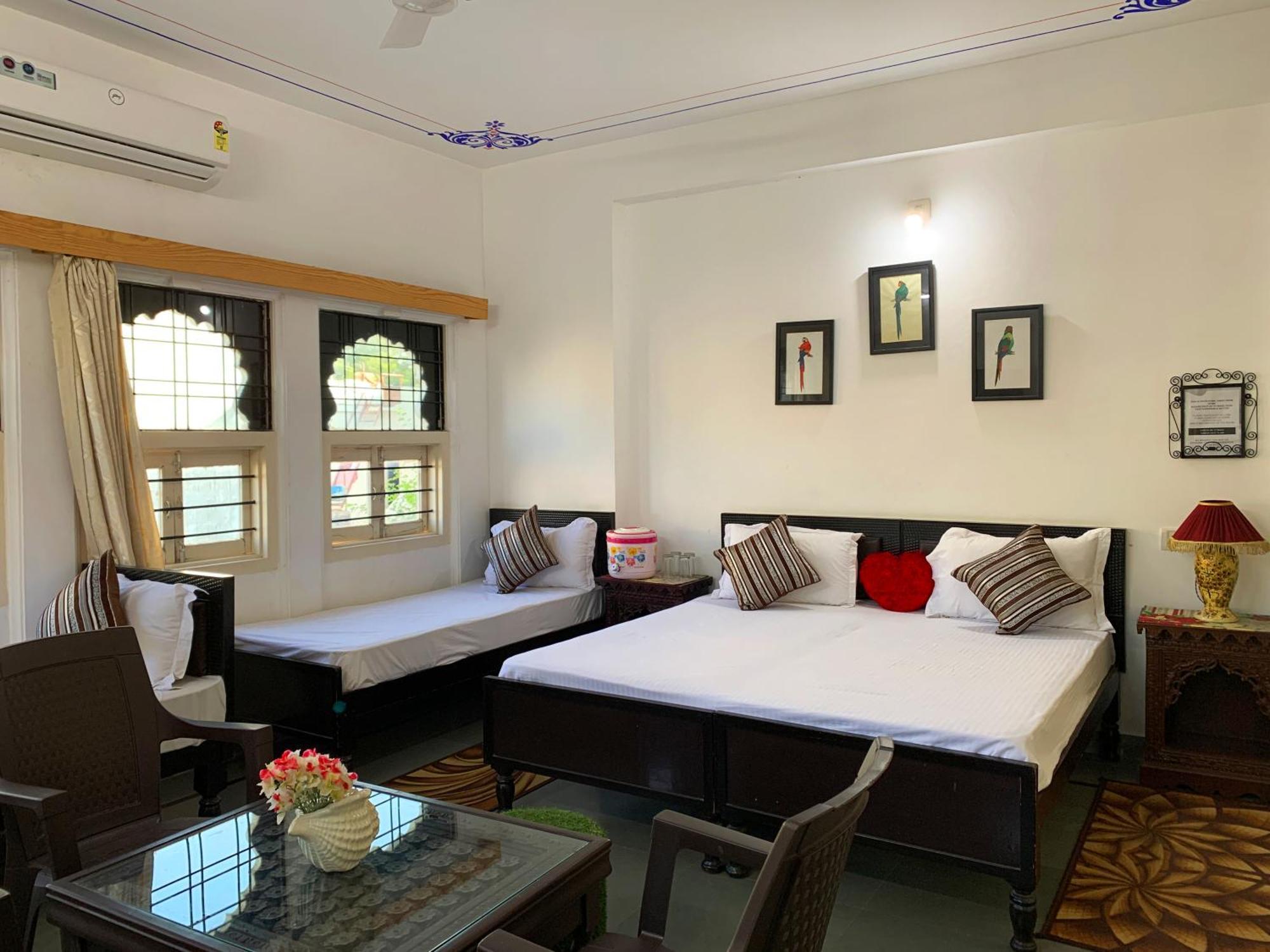 Homestay Gadh Ganesh Homestay