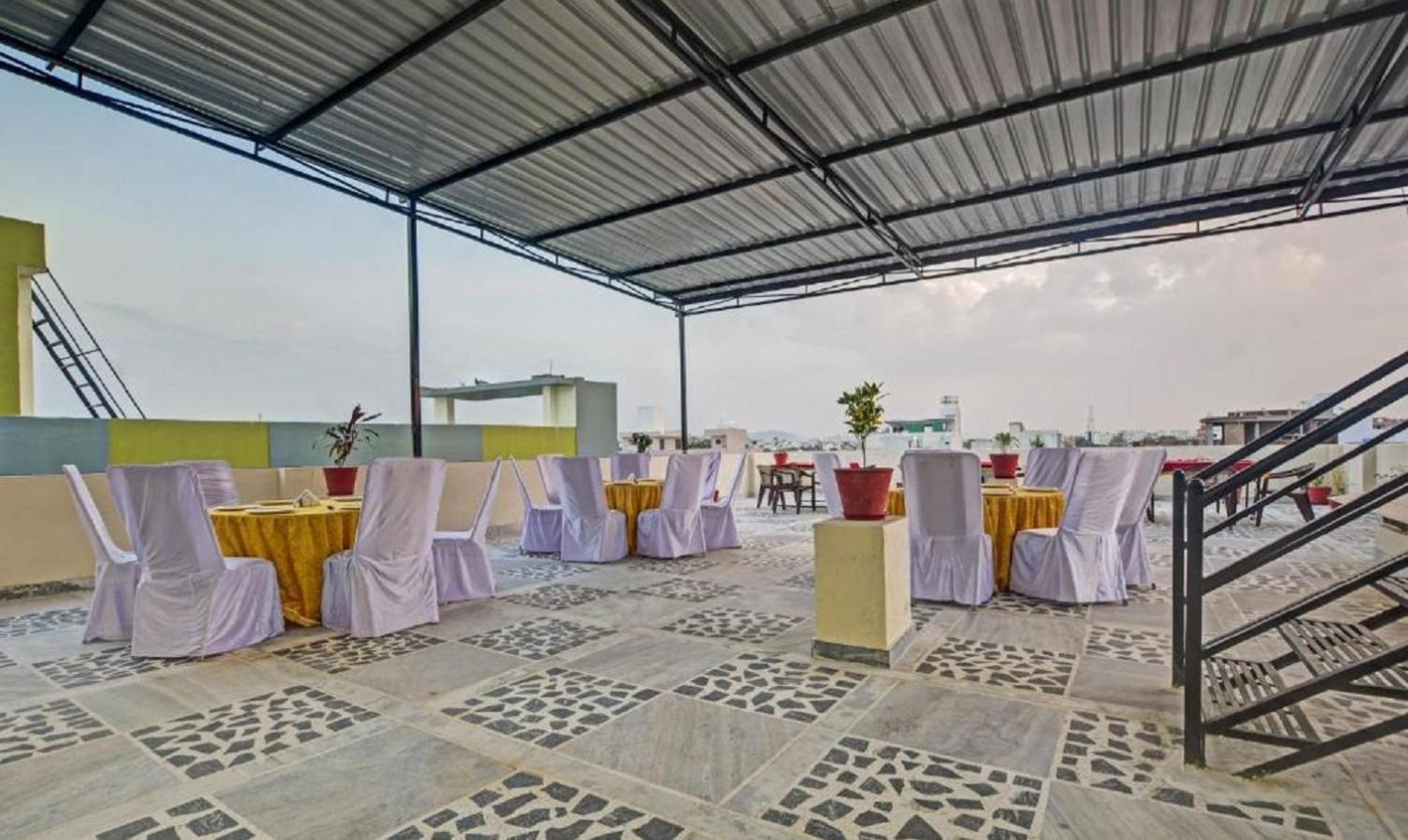 Hotel Vishvam Residency 3*