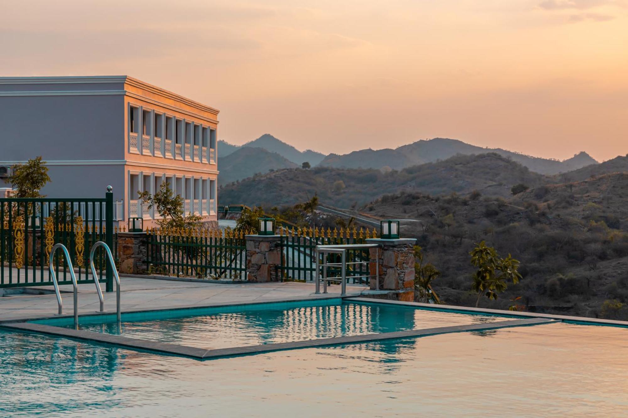 Resort Tree Of Life Vantara &