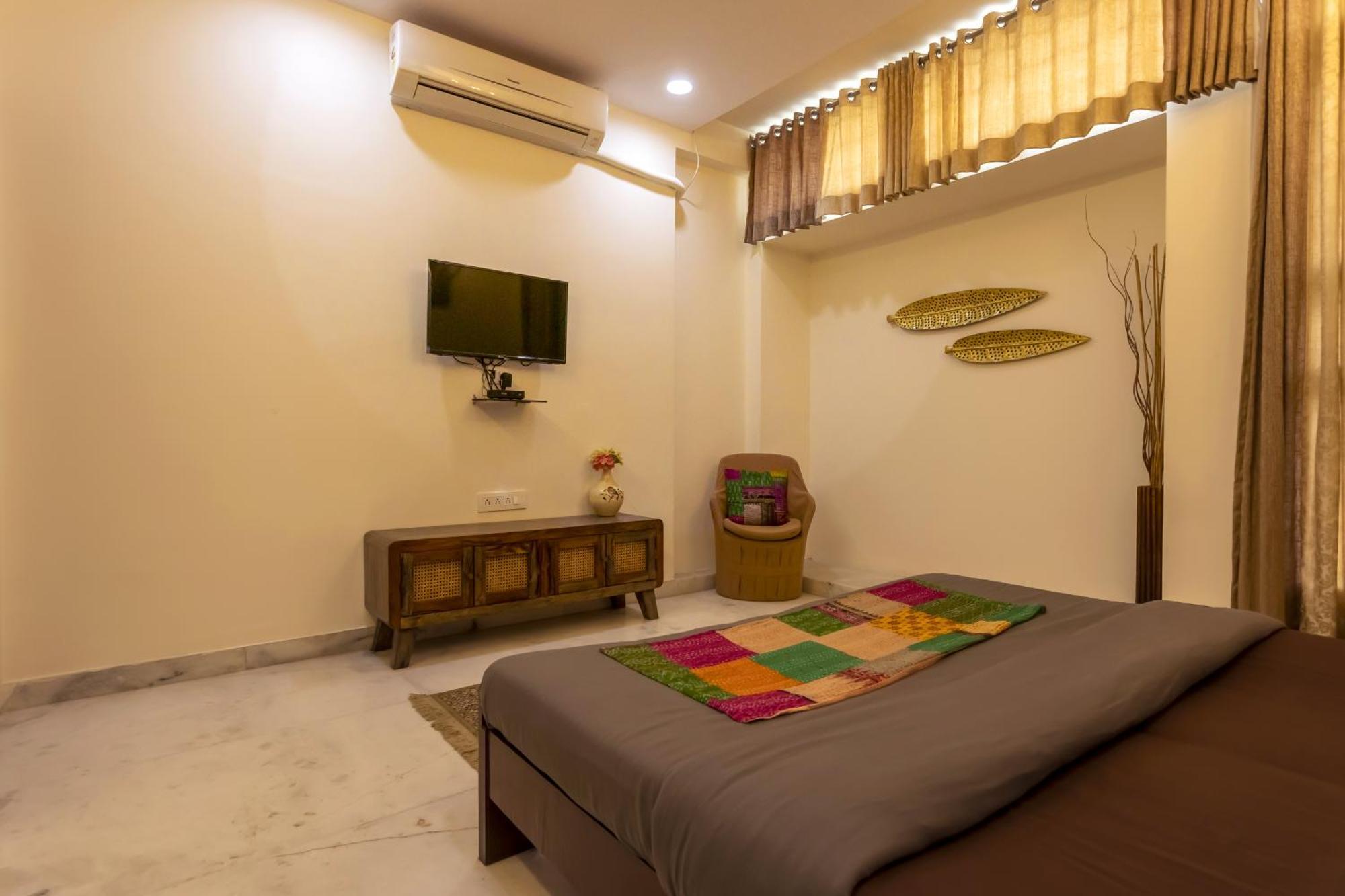 Aravali Homestay With Rooftop Jacuzzi Udaipur