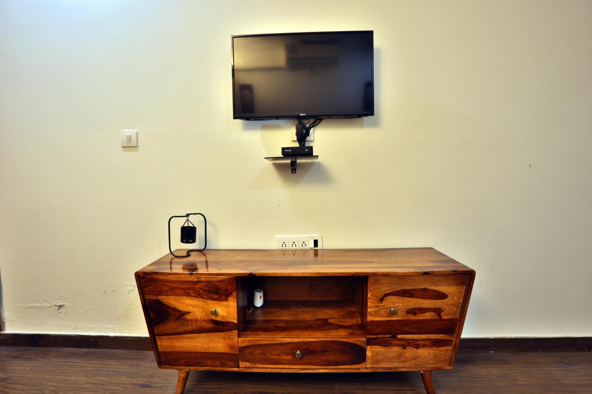 Villa Aravali Homestay With Rooftop Jacuzzi Udaipur