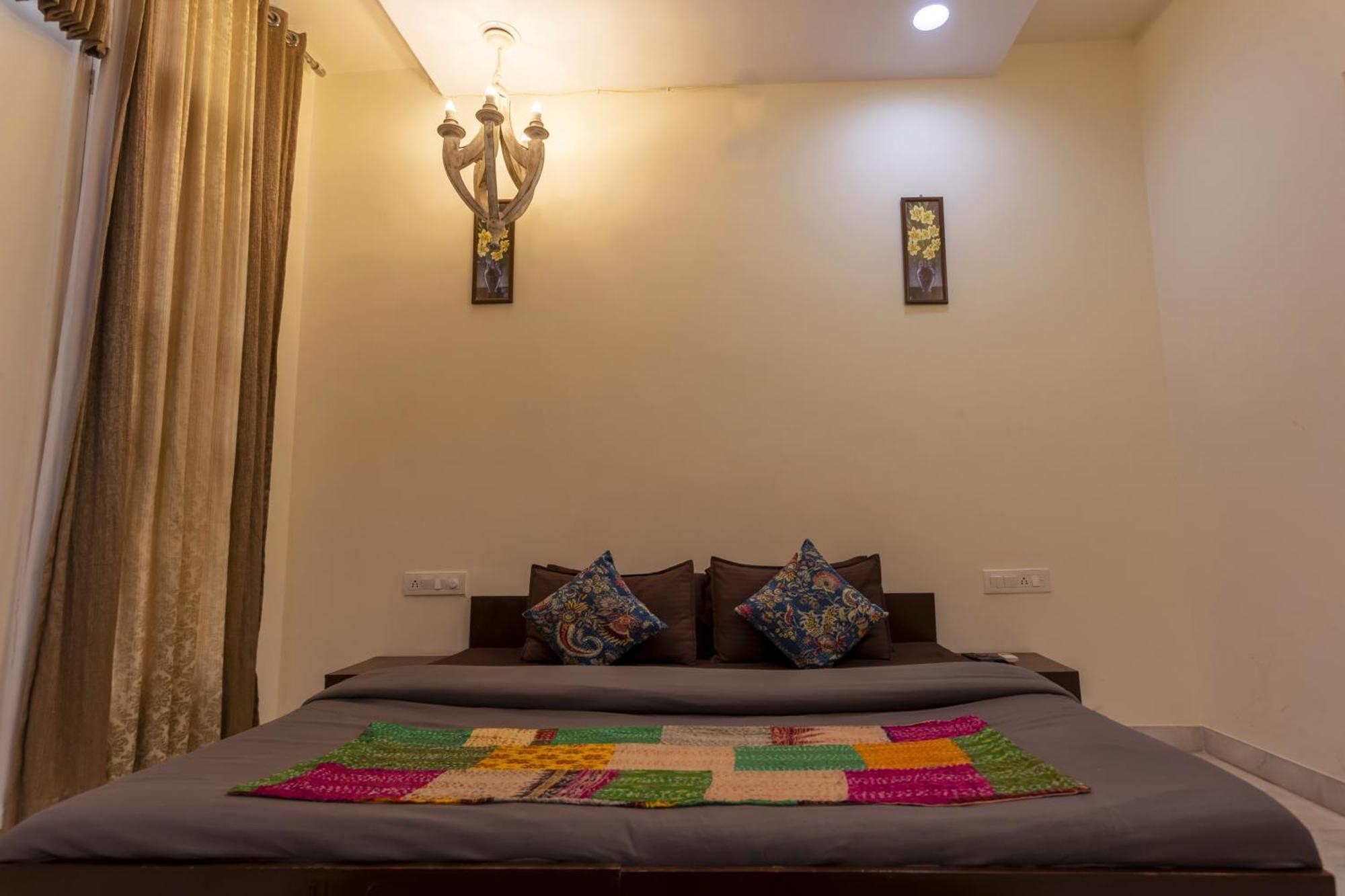 Villa Aravali Homestay With Rooftop Jacuzzi Udaipur
