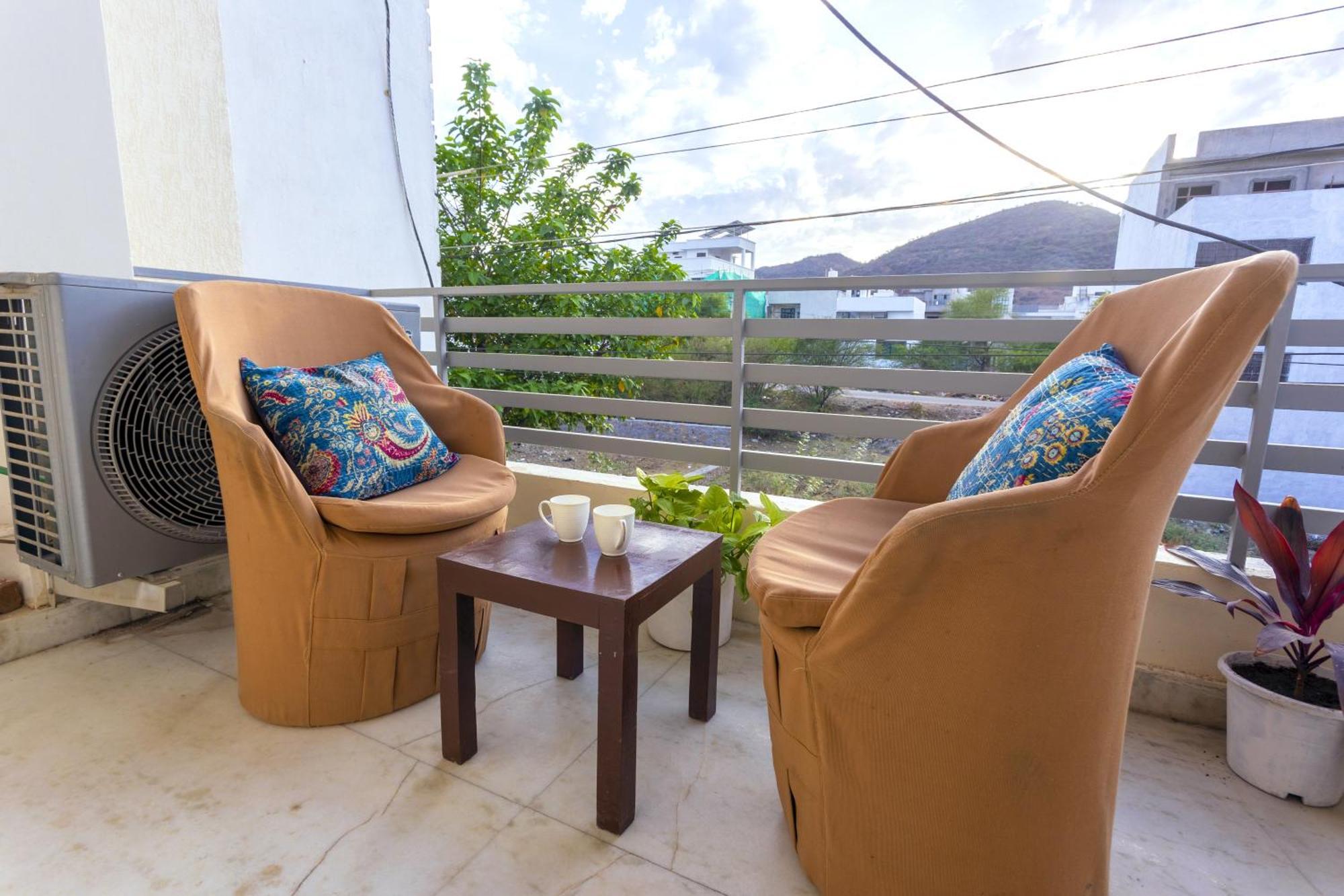 Aravali Homestay With Rooftop Jacuzzi *