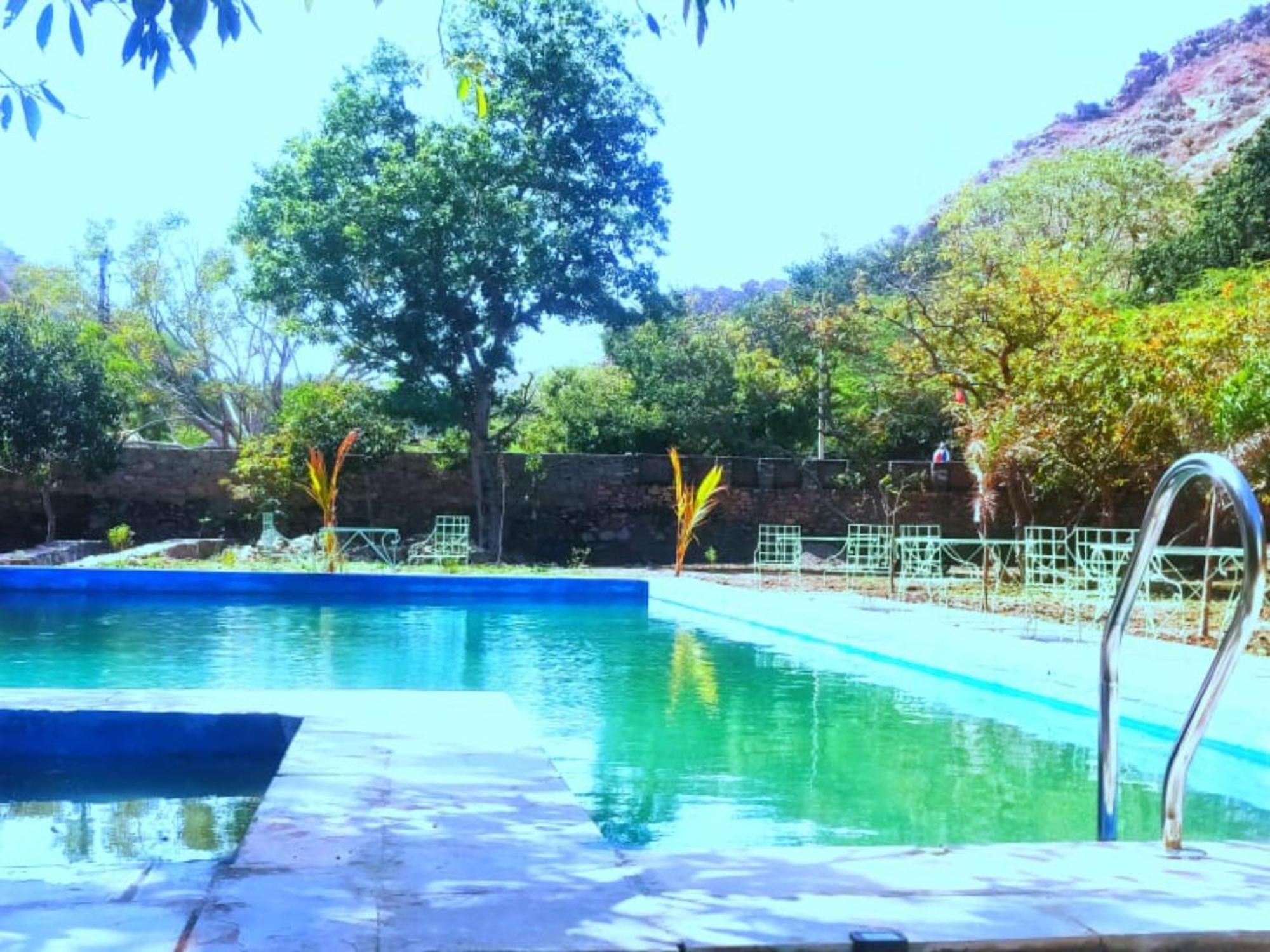Luxury tent The Chocolate Frog Udaipur