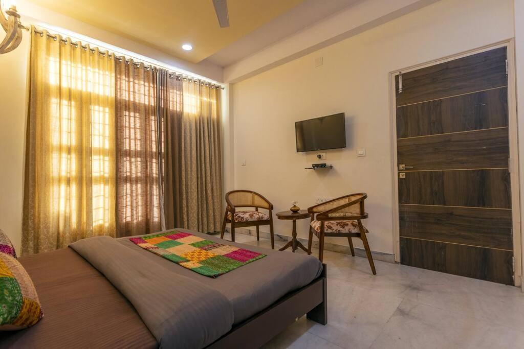 Aravali Homestay With Rooftop Jacuzzi Villa Udaipur