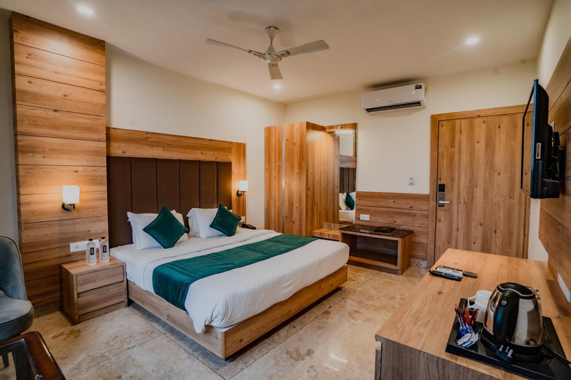 Hotel Amantran Inn - City Centre Udaipur