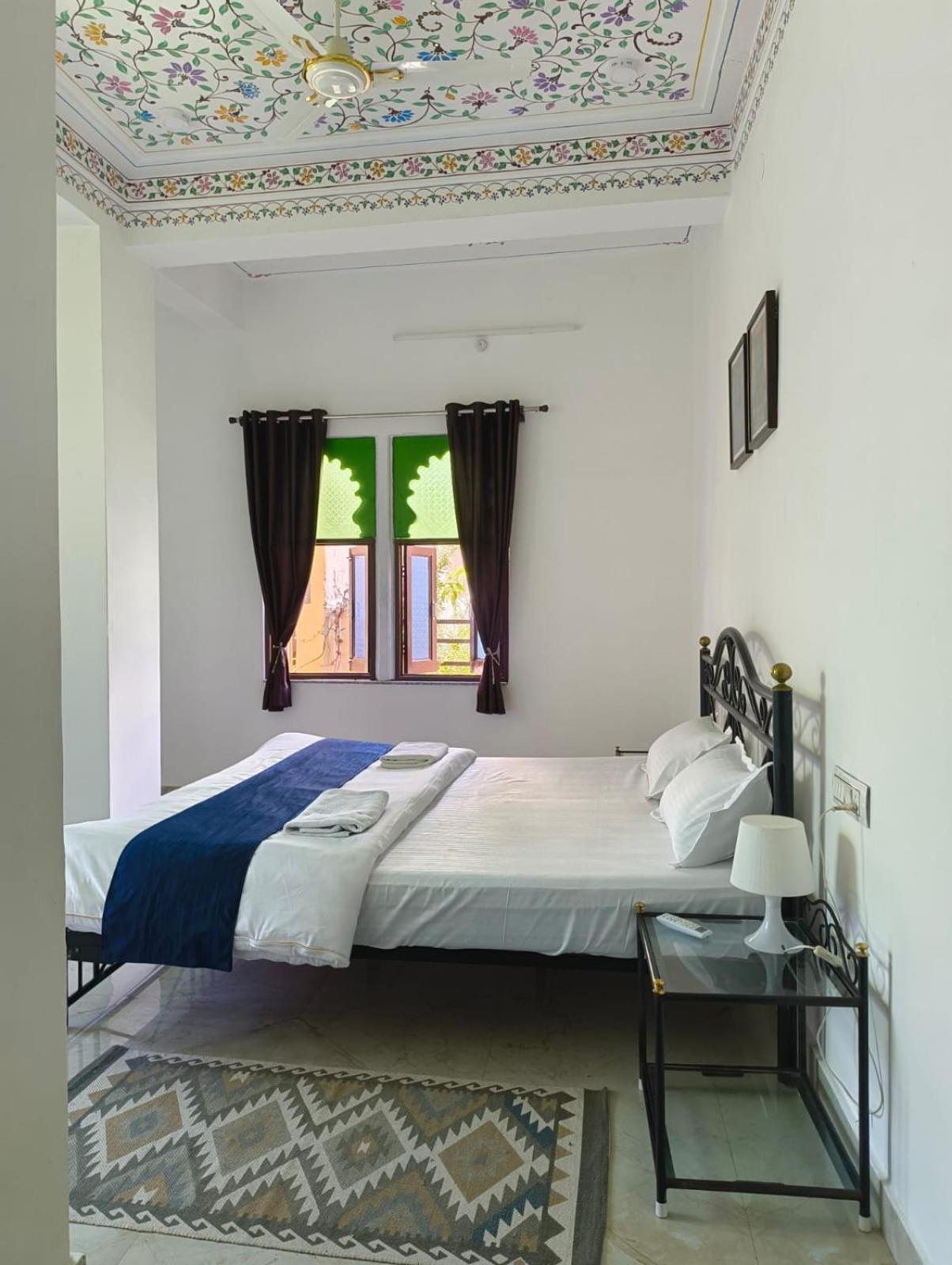Rising Shemesh 3* Udaipur