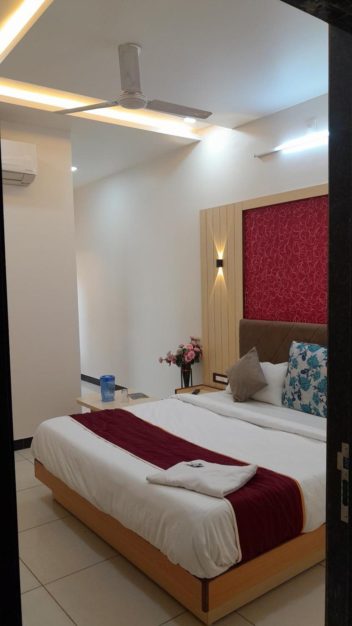Sun Palace Hotel 3*