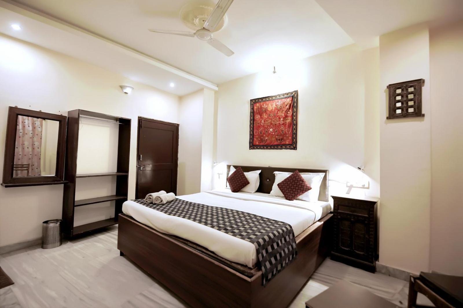 Hotel The View Hotel- On Pichola 3*