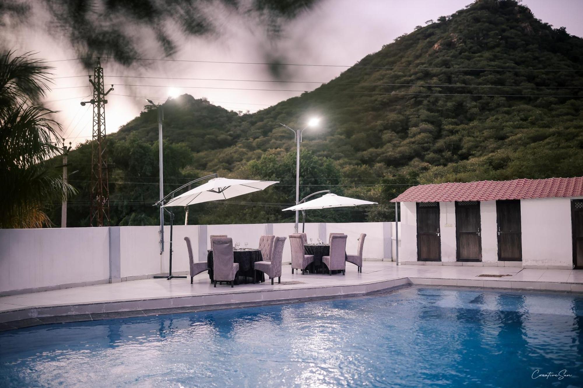 Hotel Paramount 3*