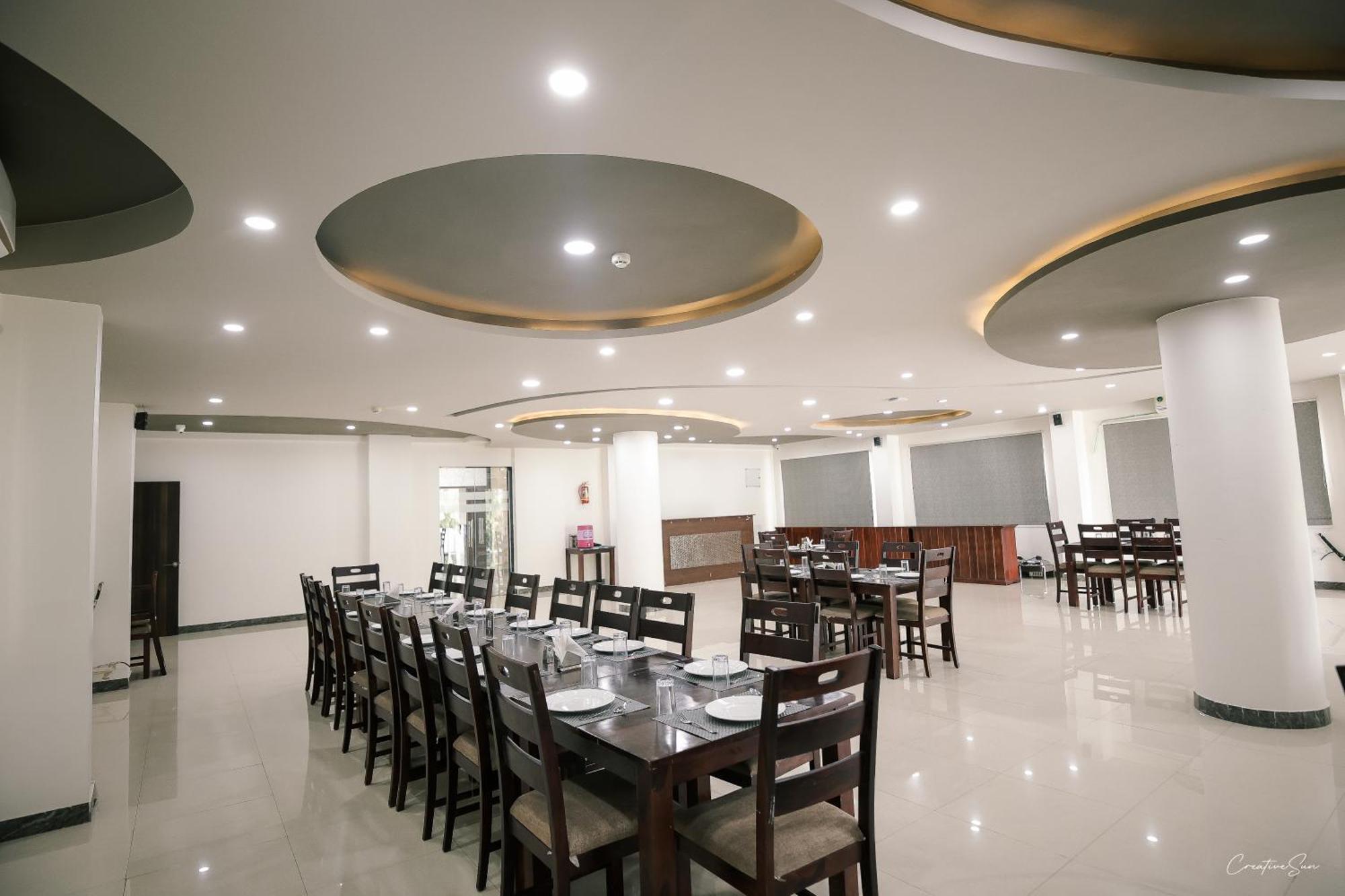 Paramount Hotel Udaipur