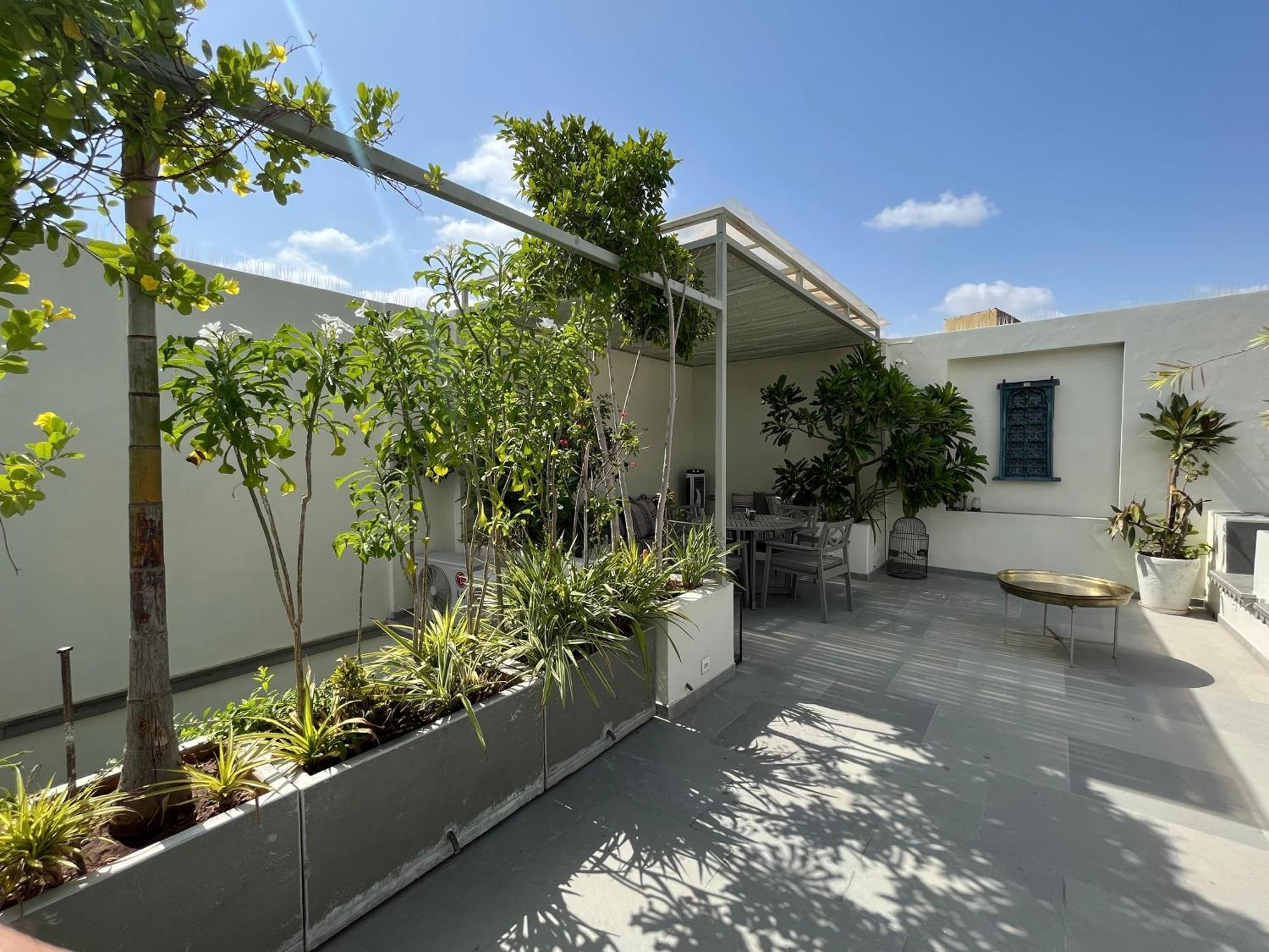 Smiling Sparrows 1 And 2 Bedroom