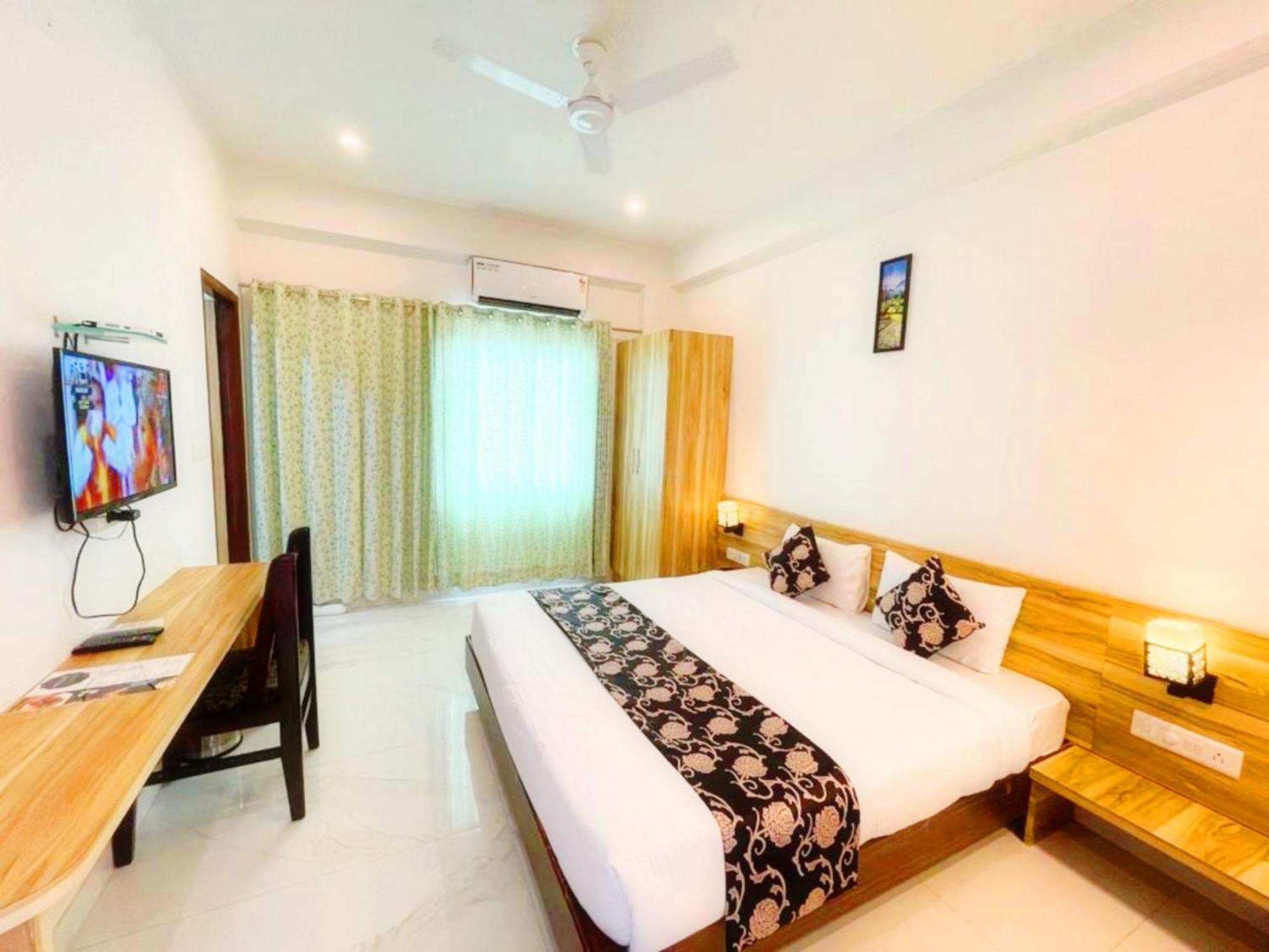 The Celebration By Amod & Rooftop Hotel