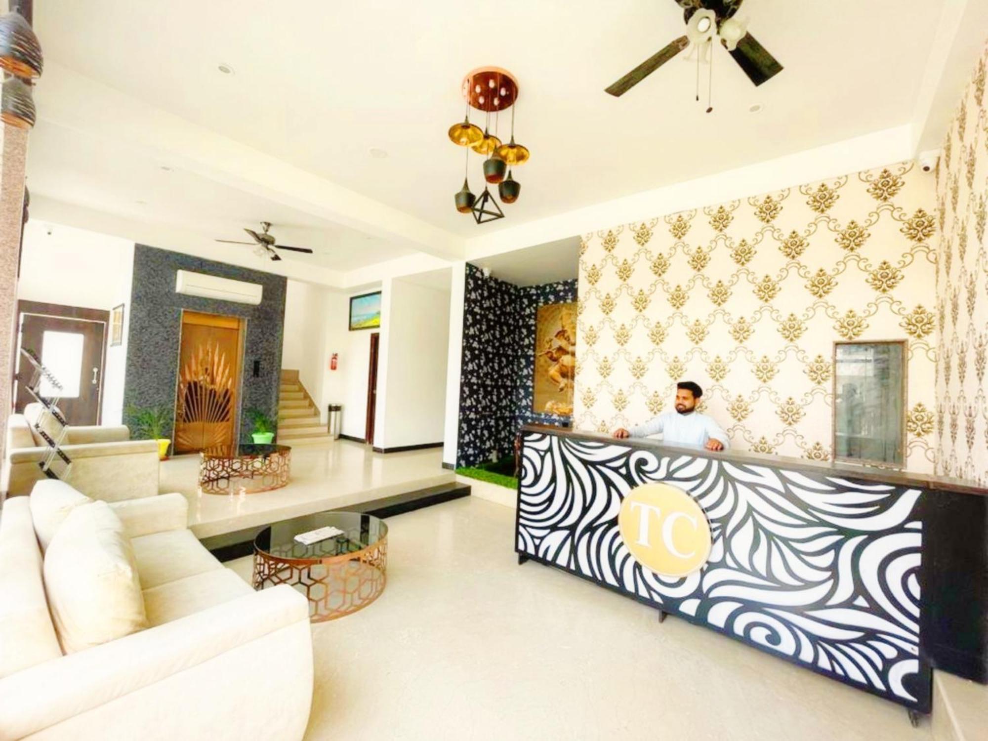 Hotel The Celebration By Amod & Rooftop