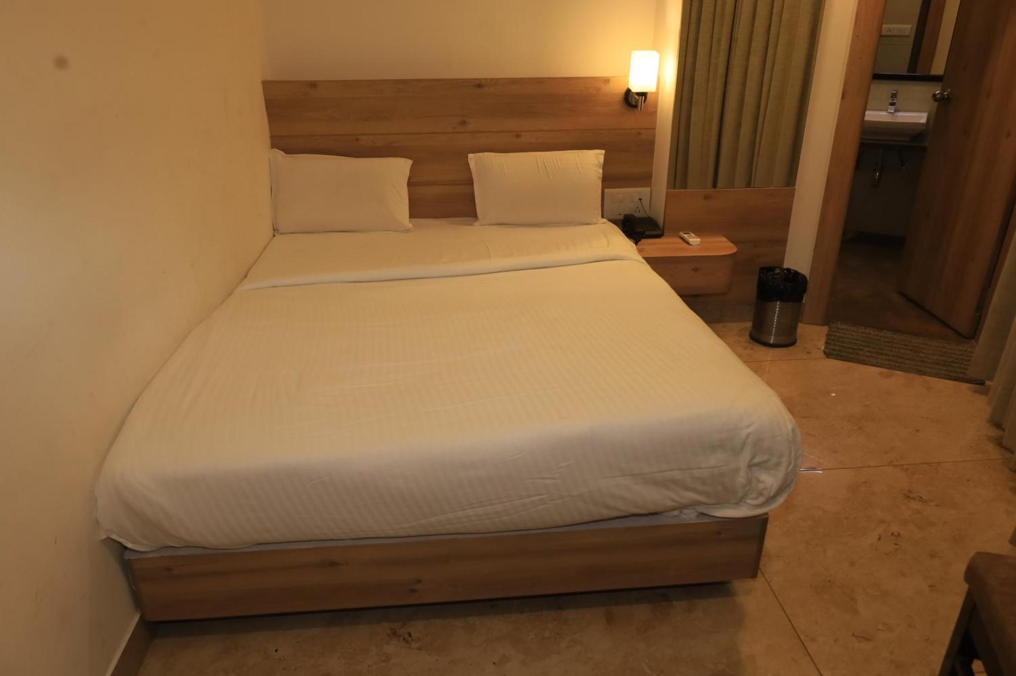 Hotel Amantran Inn - City Centre Hotel Udaipur