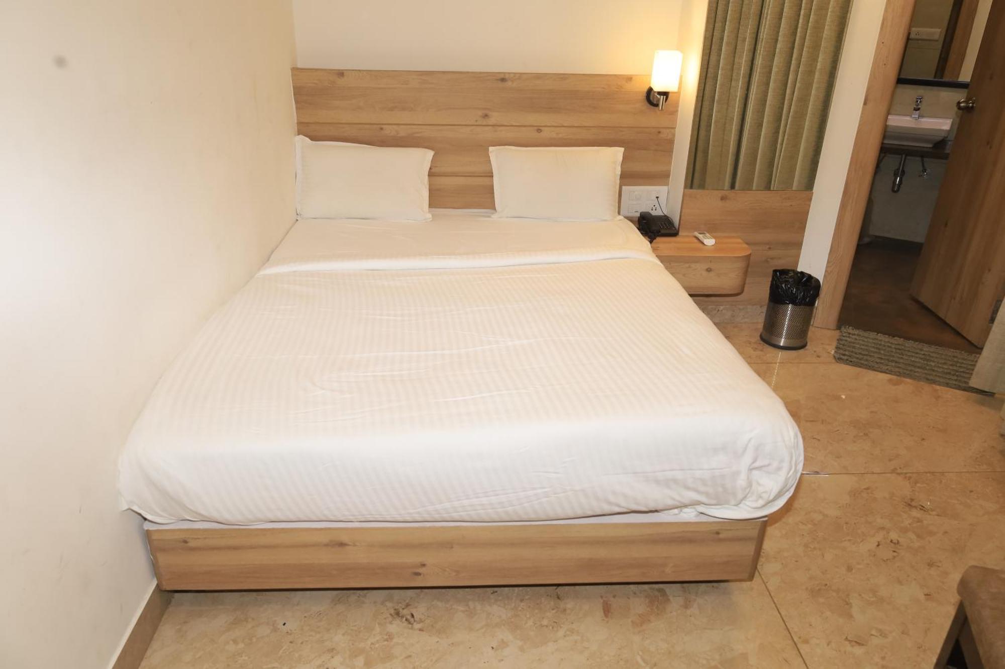 Hotel Hotel Amantran Inn - City Centre 3*