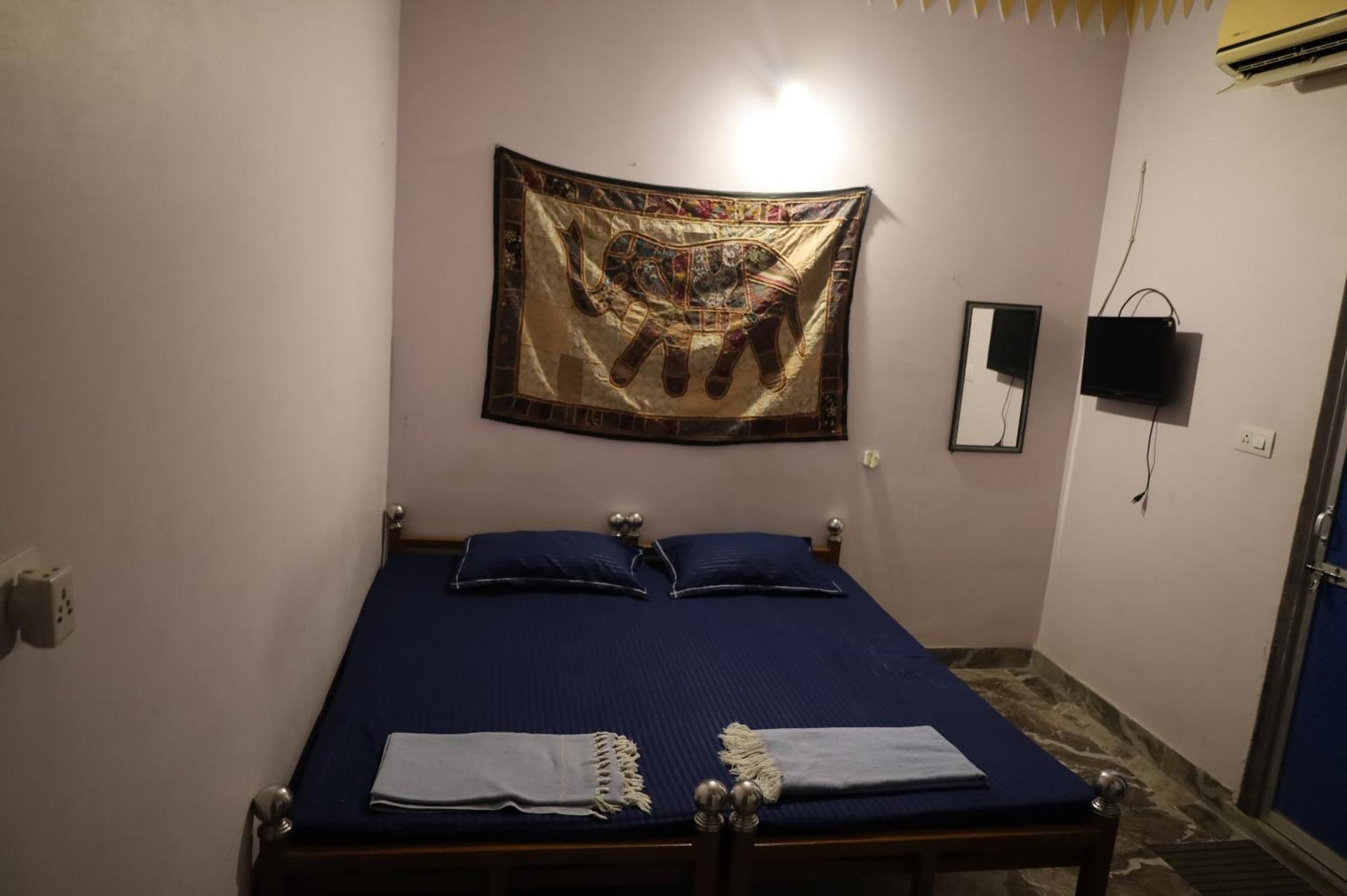 Alampat Nest By The Hostel
