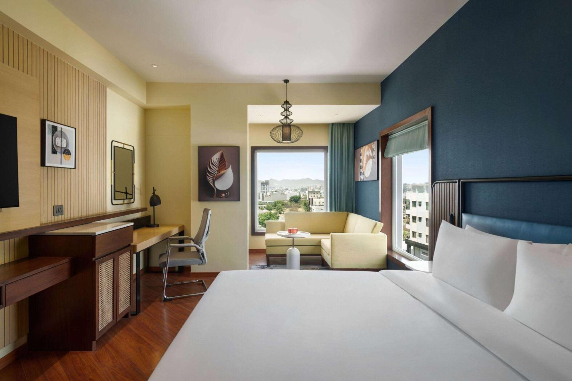 Ramada Encore By Wyndham Roopnagar Hotel *