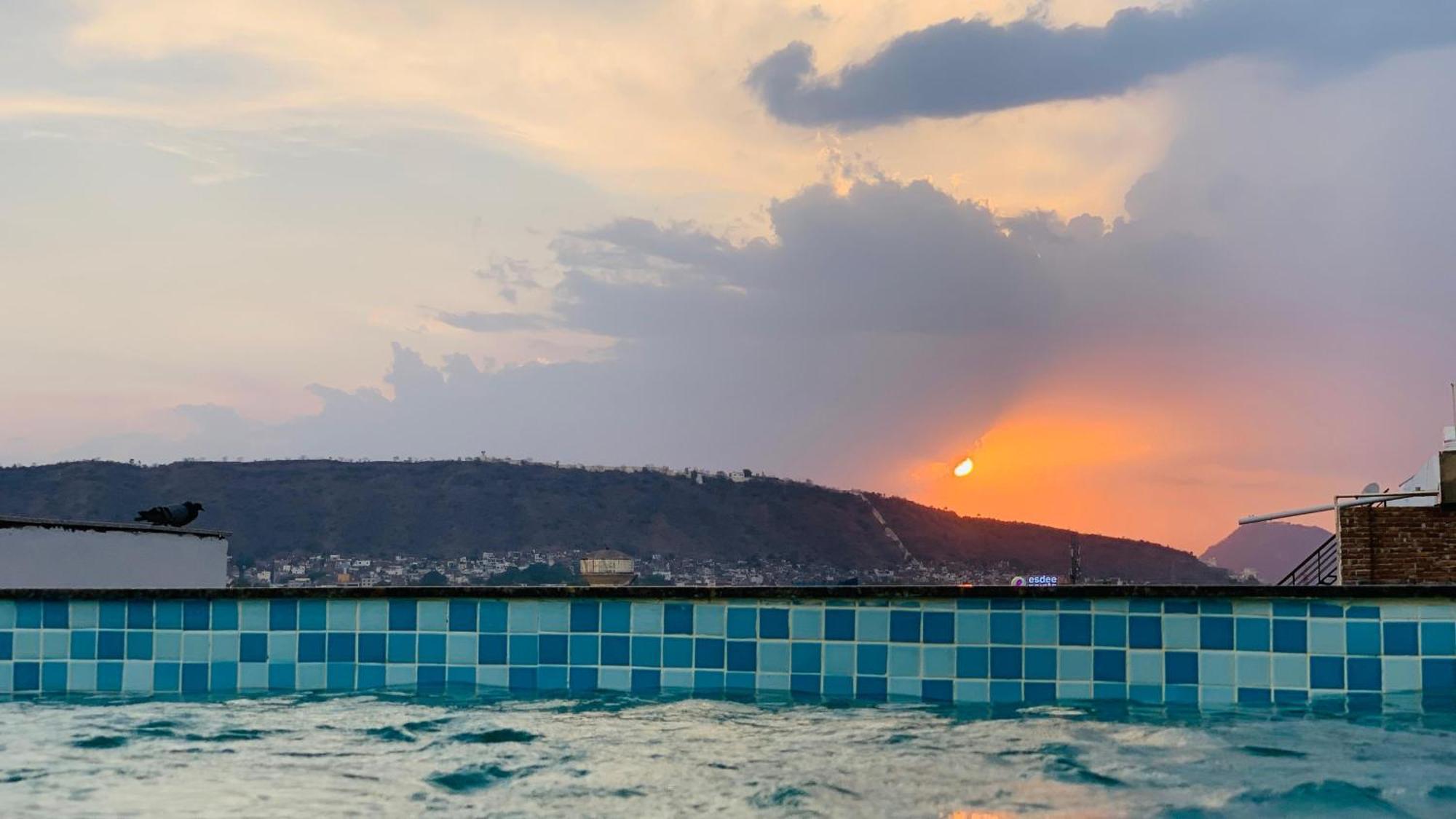 Hotel Patwar By Unity Udaipur