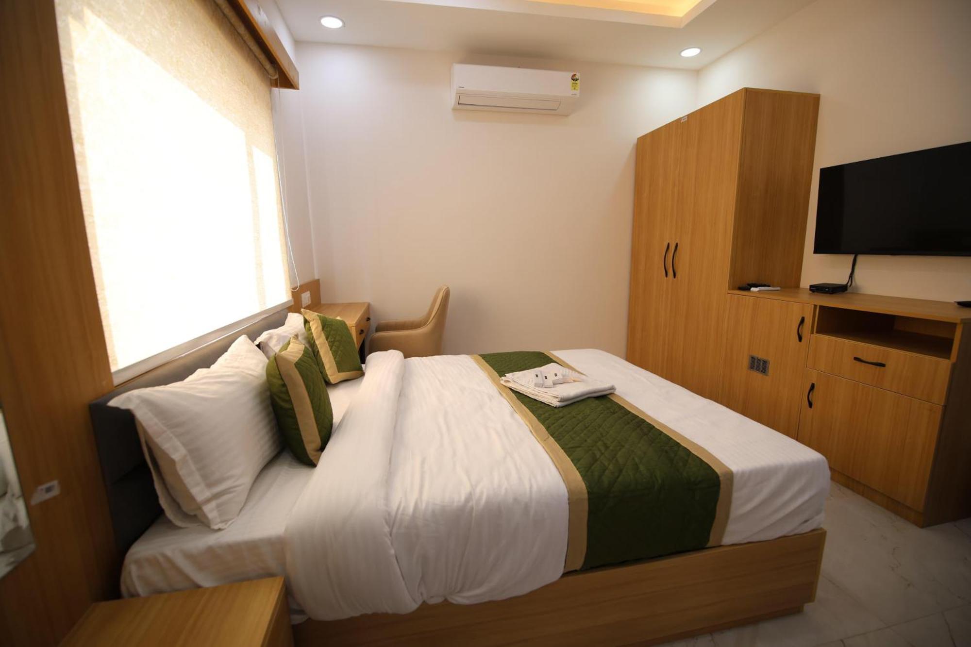 Vedaanta Royal 3*