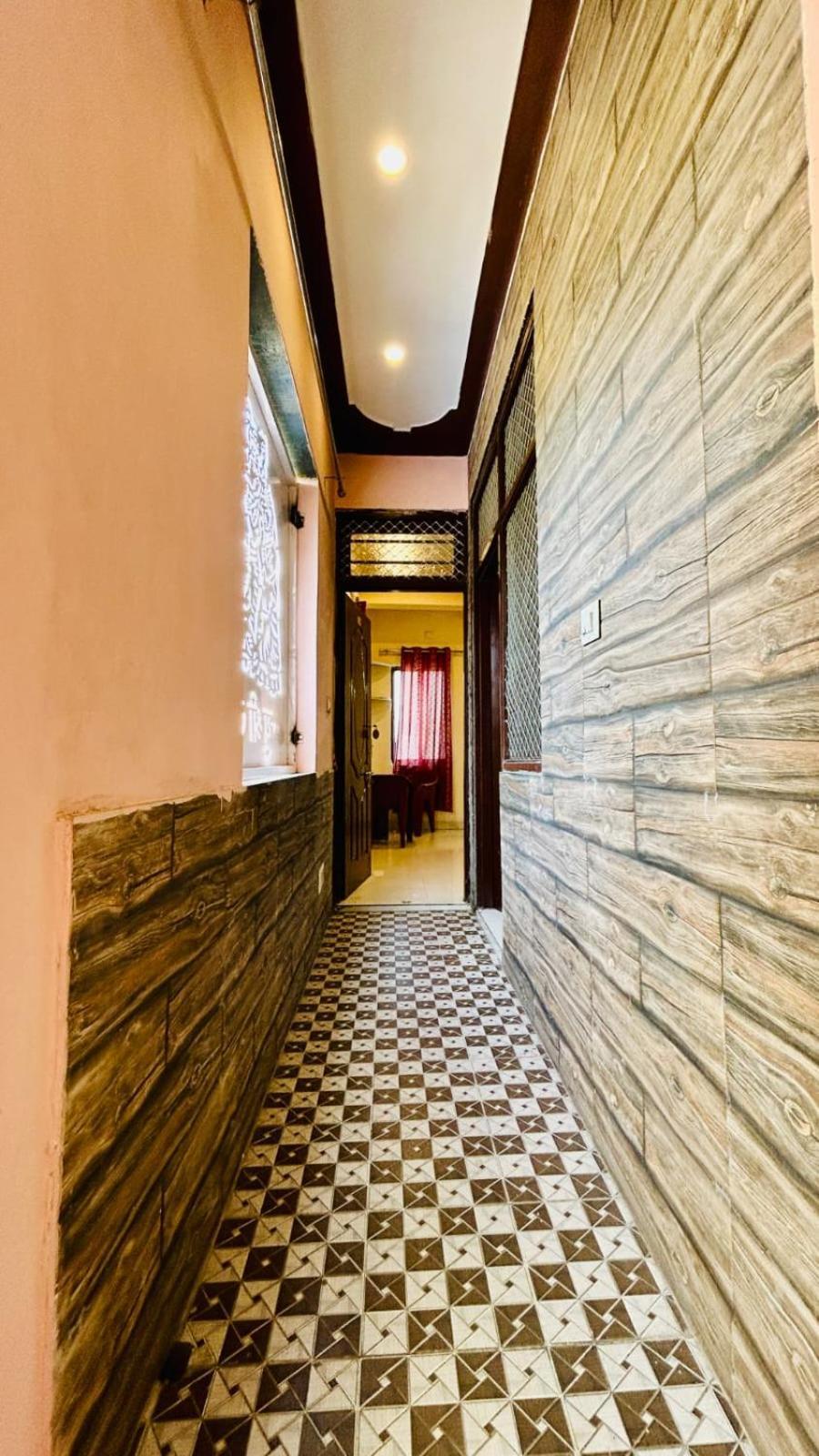 O Shree Jee Hotel *