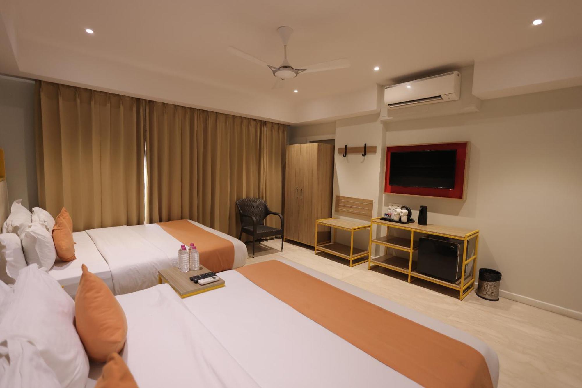 Hotel Phoenix - Unmatched Comfort 3*