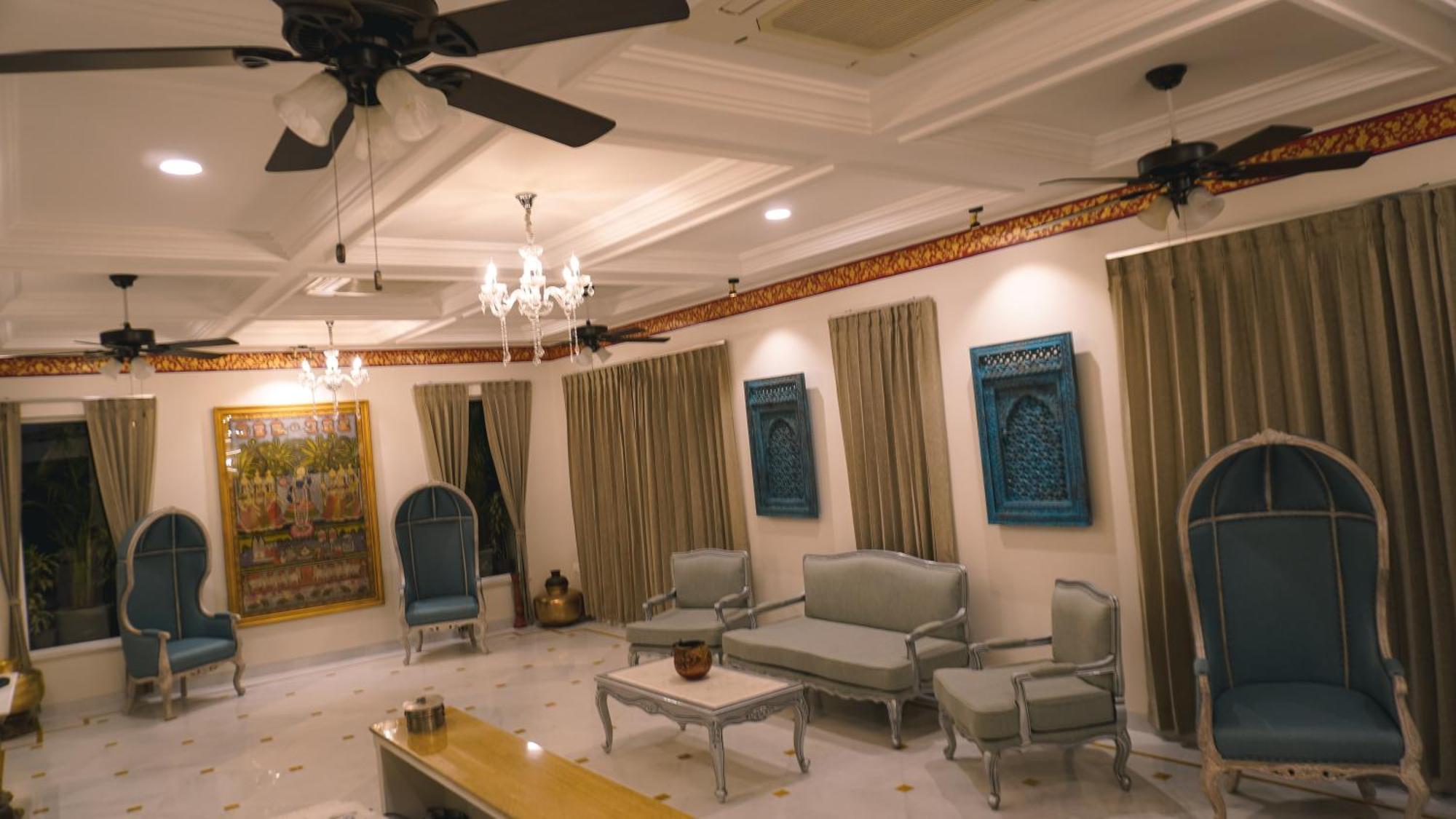Hotel Naren