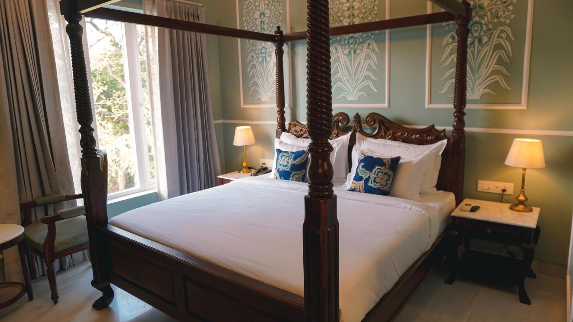 Hotel Naren 4*