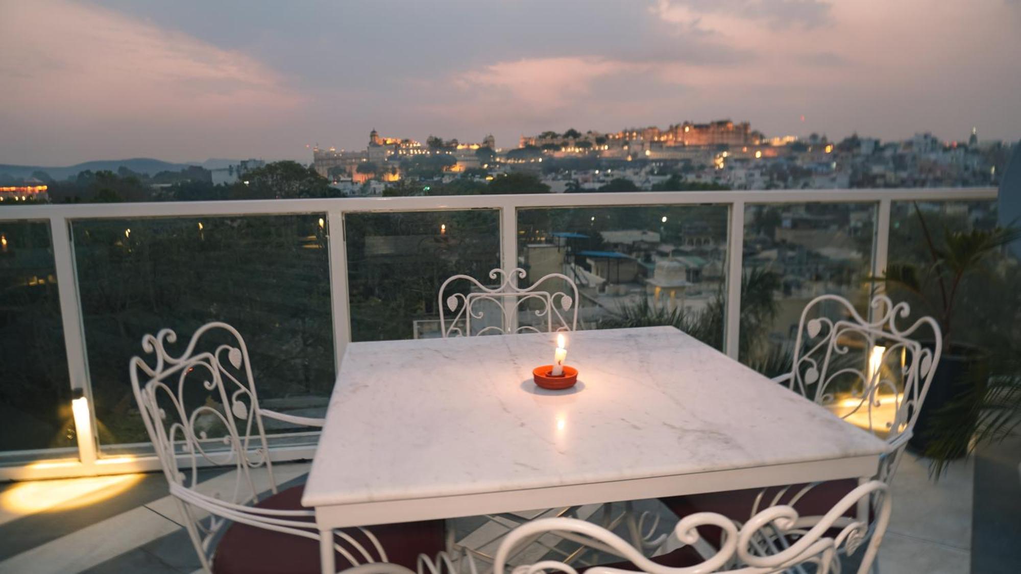 Hotel Naren
