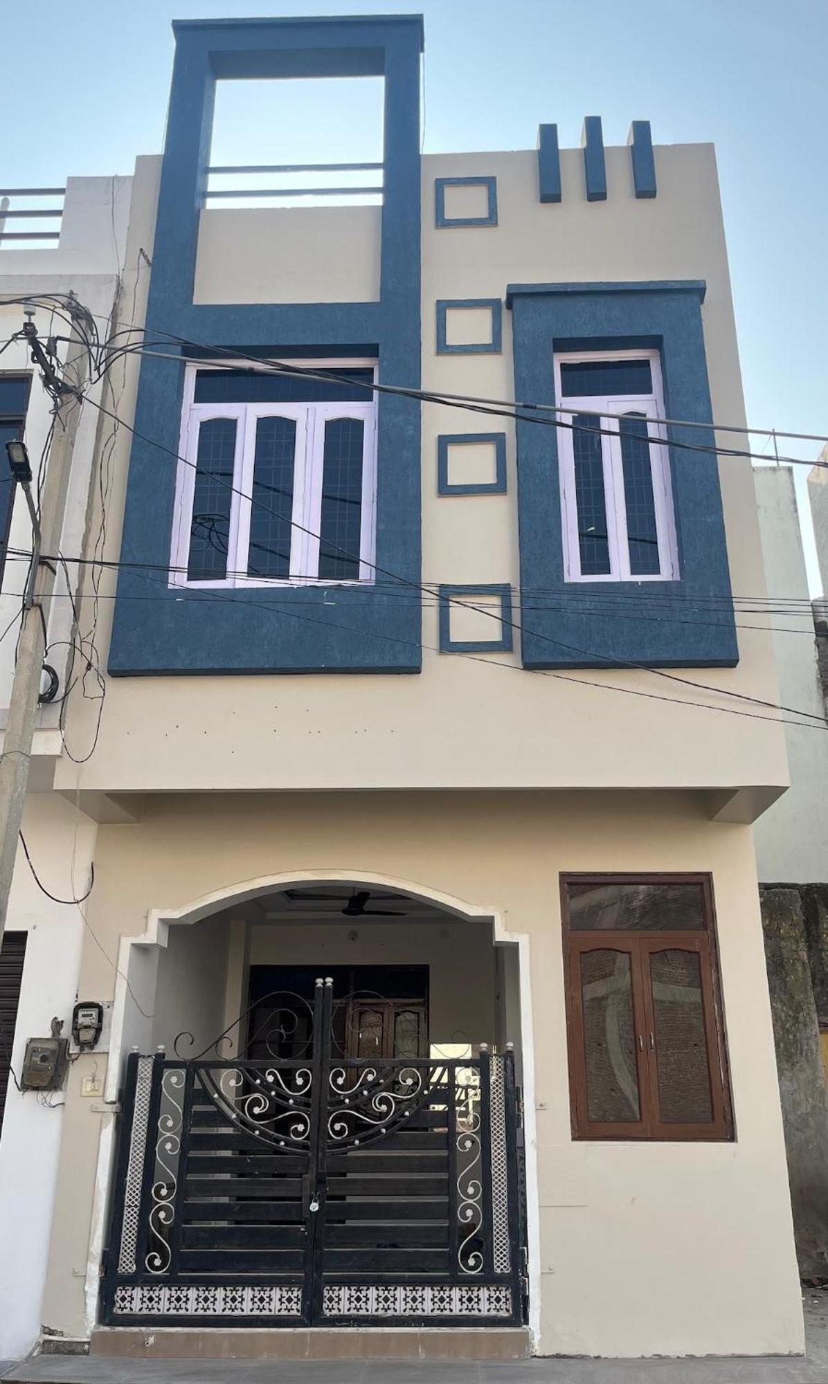 Aparigrah Cozy Independent Two Bedroom Townhouse Shobhagpura Holiday home