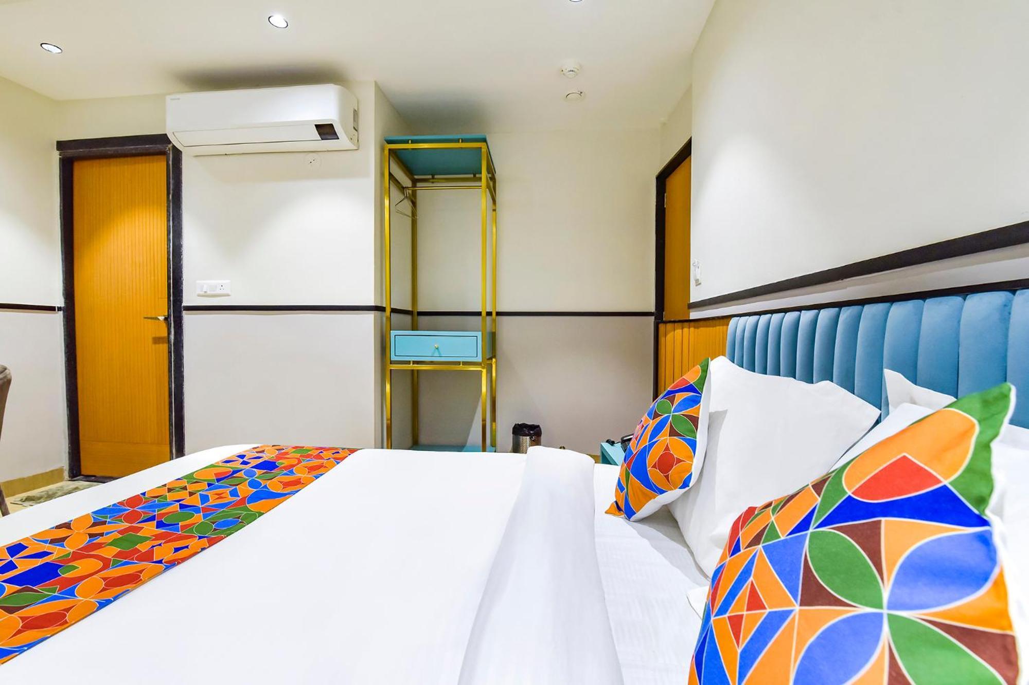 Bella Vista Hotel 3*